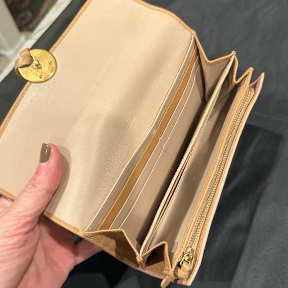 Chloe Indy Continental Flap Wallet Blush Pink Grained Leather Logo Closure - Picture 9 of 16